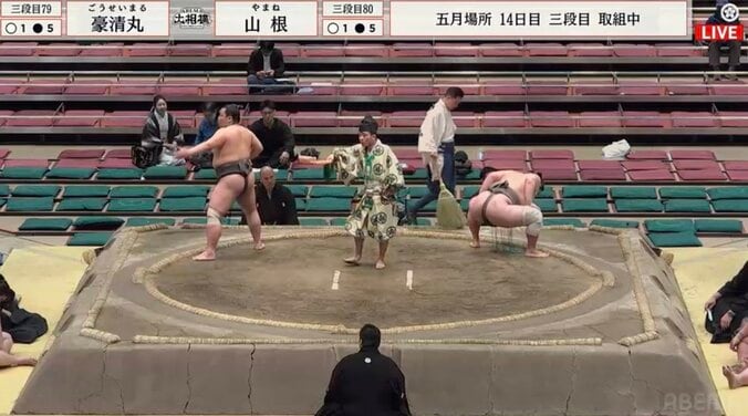 繰り返された異様な声援「実際の様子」