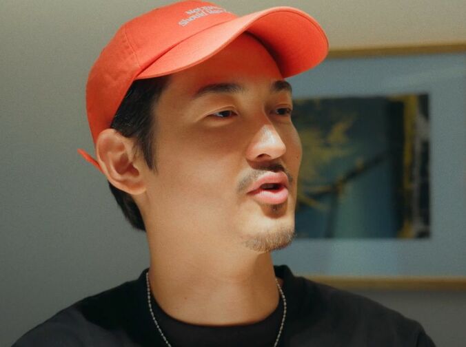 【写真・画像】「ここ2日間くらいスキンシップがなくて…」一目惚れした彼女と疎遠もここにきて変化　1枚目