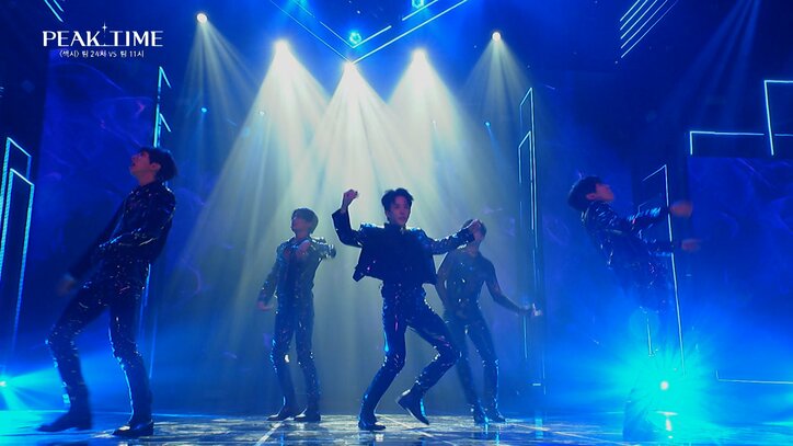 結成1カ月も経たないアイドルグループが豹変…露出度スゴすぎる衣装でTXTをカバー！「目のやり場に困る」「色気すごい」『PEAK TIME』#3