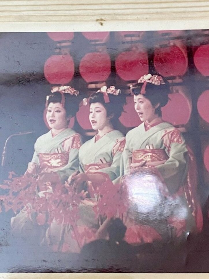 小柳ルミ子、初舞台の写真を公開「初々しい」「貴重なお写真」の声