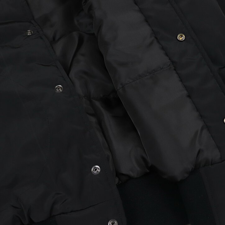 A-THUG率いる日本語ラップ・シーン最重要グループ、SCARSのオリジナルスタジアムジャケットが完全限定で発売＆受注開始！