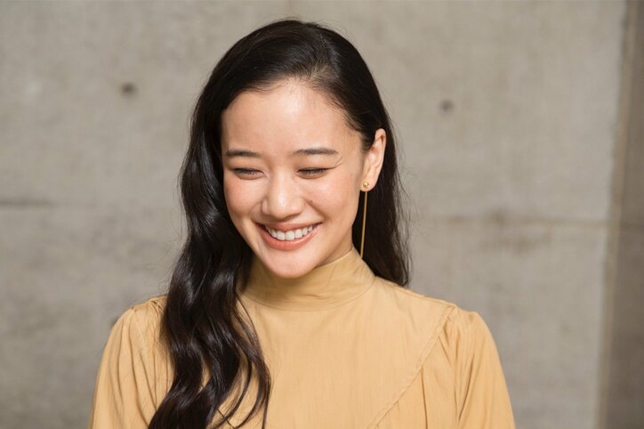 共感度0%の嫌な女役への挑戦　蒼井優×白石和彌監督『彼女がその名を知らない鳥たち』インタビュー