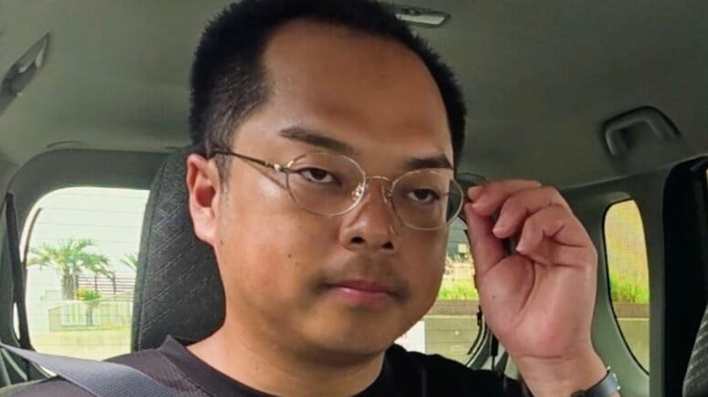 「タンクトップで来なくてよかった」 31歳子供部屋おじさん スタイル抜群看護師とのデート服に「お父さん感」「かわいい」