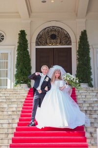 ウェディングプランナー有賀明美『ぺこ&りゅうちぇるさん結婚式』