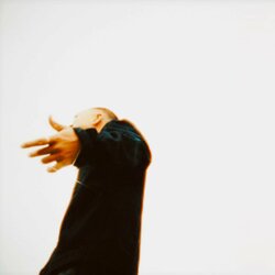 2025年最初のシングルで、Andreが新たなスタートを切る一曲" I Don't Know (Prod. VaVa)”をリリース & MV公開！