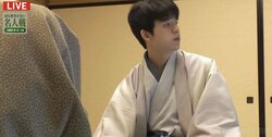 「何が見えるのかな」“聖地”での対局、藤井聡太竜王の視線の先に映る景色は？鋭い表情に「凛々しくなったなあ」「男前！」