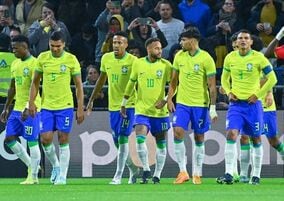 ネイマールの“改心”と若手の台頭で盤石なブラジル代表が抱える「世界一贅沢な問題」。G・ジェズスでさえＷ杯落選の可能性も…【現地発】