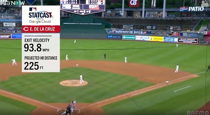 【写真・画像】これで入る？ 大谷翔平、“たまらん”逆方向弾「高さもメチャメチャ出た」 解説者ドン引き… バッテリー困惑の“大谷らしい一撃”「引っ張って欲しい。あるいは見逃して欲しい」　1枚目