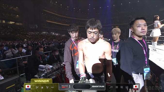 憮然、愕然の芦澤