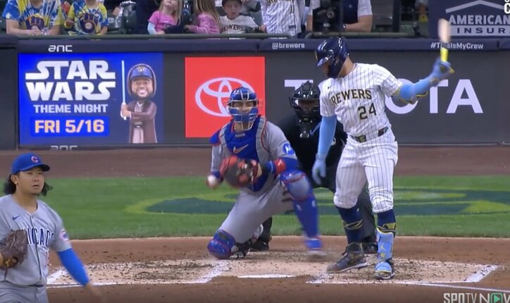 【写真・画像】どうした…？ 今永昇太の遅い球に“打者が激怒”「そらキレるw」 “スローボール連発でイライラ… “マン振り三振”でバットぶん投げ！「八つ当たりw」　1枚目