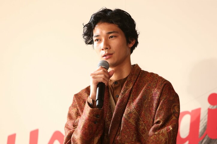 桐谷美玲、鈴木伸之にネックレスをつけられ「照れちゃいます」