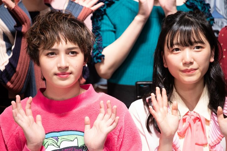 秋元康氏の新構想は”国民的ガールズバンド”！『ザ・コインロッカーズ』41名がお披露目