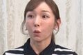 15歳で妊娠・4児の母となった30歳女性の現在の姿に絶賛の声「若いなー」「綺麗な方」マチアプで出会った夫は48歳