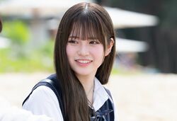 めるる似で話題の美人JK、男子4人が夢中になり「モテ方エグいな」爆裂モテっぷり発揮！『今日好き』卒業編第1話　