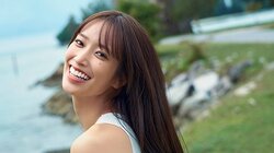 日向坂46佐々木久美、1st写真集が発売決定 ランジェリーや水着姿も 先行カット公開