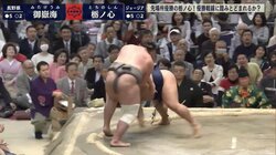 関脇2敗対決は栃ノ心に軍配　御嶽海を肩透かしで優勝争いに望み