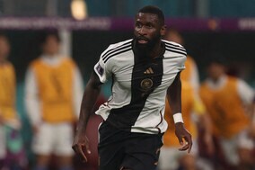 【W杯】ドイツDFが「日本人選手を嘲弄して物議」　奇妙な行為に韓国注目「ダチョウの真似」