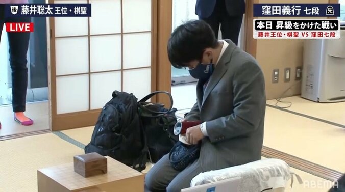 盤外戦なら藤井聡太王位・棋聖に圧勝！？窪田義行七段の超個性派な“巣作り”にファンが大盛り上がり「これが見たかった！」「藤井くんより映ってる」 6枚目