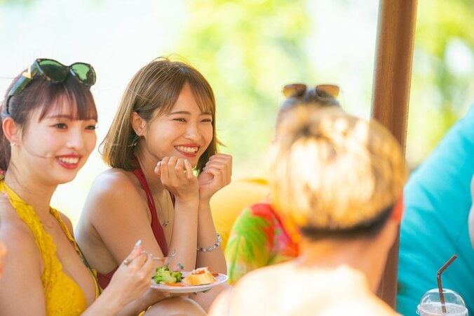 セクシーな水着姿の元国民的アイドルに思わず「ワン！」プロボクサーが忠犬ハチ公化「いつでも柴犬になれるんで」 2枚目