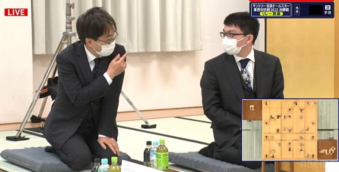 夢のリレー対決は東軍・永瀬王座＆羽生九段ペアが勝利！西軍・藤井竜王＆豊島九段ペアを破り東西対抗戦での優勝も決める／SUNTORY 将棋オールスター 1枚目