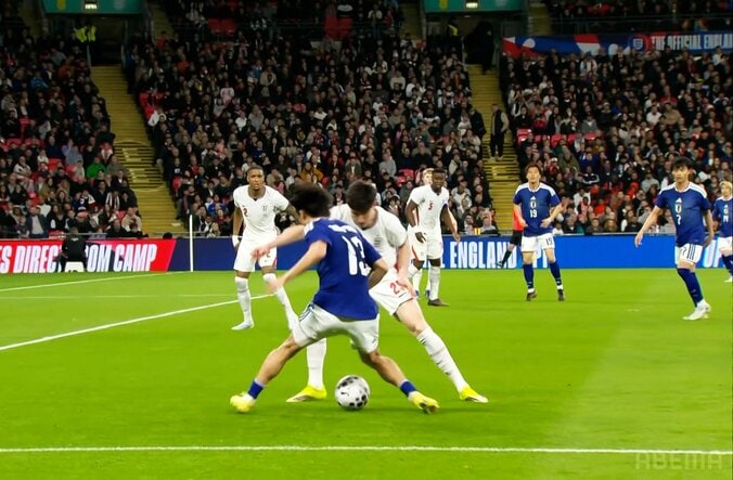 華麗に仕掛ける中村敬斗