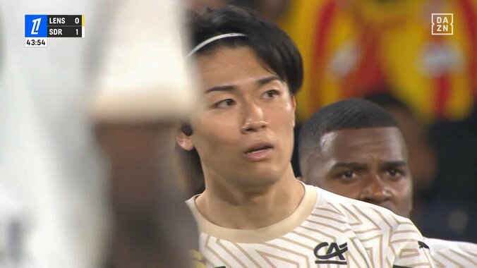 何があった？中村敬斗が激昂！「悪意あることを言われたか」相手FWに詰め寄り憤怒→審判に制止される事態に「イケメンが怒るとめちゃくちゃ迫力あんな」 3枚目