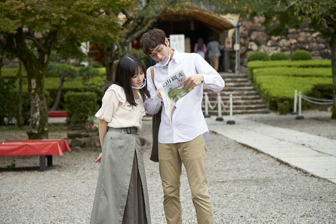 SixTONES松村北斗、森七菜、小関裕太ら和気藹々『ライアー×ライアー』メイキング写真公開 7枚目