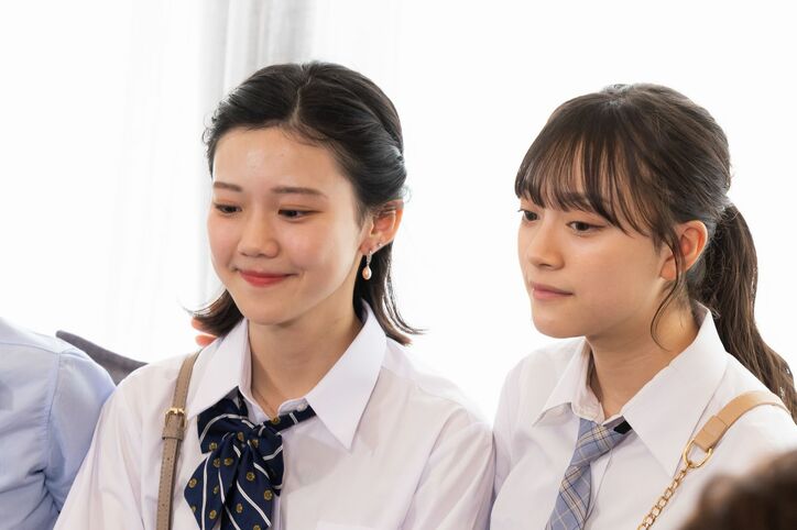 片思い高2女子、好きな男子がデート中に本命女子にプレゼントを買っていたことを知り…告白直前に衝撃の涙『今日好き』サムイ島編最終話