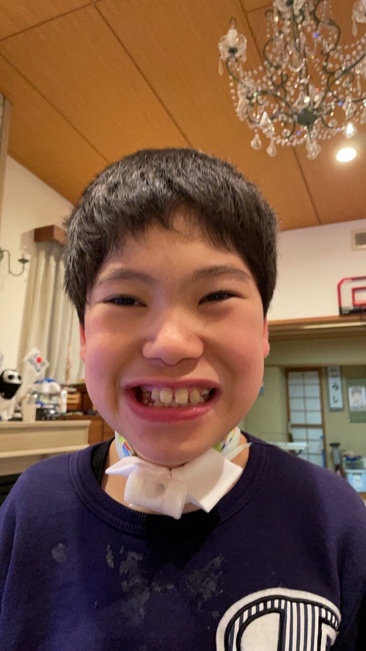 野田聖子氏、夫がヘアカットした息子の姿を公開「すこし流行を取り入れ 