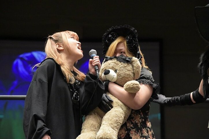 沙希様、強力すぎる援軍に世志琥様！伊藤麻希、「ブス」と挑発しKOされる