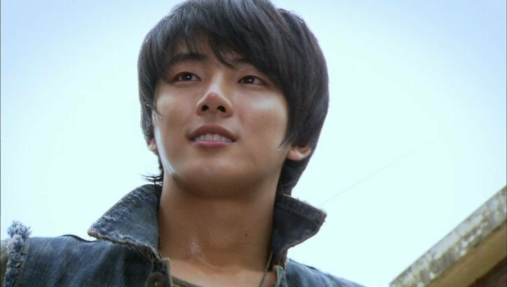 韓国で高視聴率を記録！ユン・シユン×チュウォンが恋に仕事に火花を散らす『製パン王キム・タック』