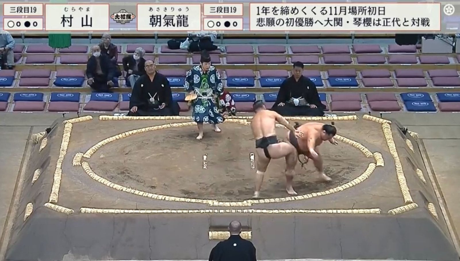 力士が「とっ、飛んだ！」衝撃音に館内悲鳴…土俵下に落下するアクシデントも「身体能力すごい」一転称賛の声 | 大相撲 | ABEMA TIMES |  アベマタイムズ