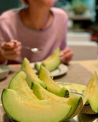 ナオコの旦那『新作公演の稽古もピークを迎えたので…これを食べて頑張りましょう！』