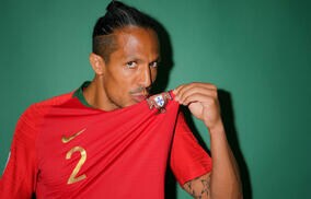 ポルトガルの重鎮DFブルーノ・アウベスが現役引退を発表、C・ロナウドも反応「ロッカーを共にできて幸せでした」