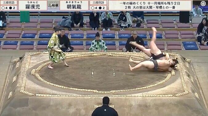 渾身の反り技が炸裂