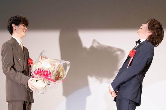 中村倫也、後輩・菅田将暉の祝辞に感激　「もっと言って」とリクエスト 3枚目