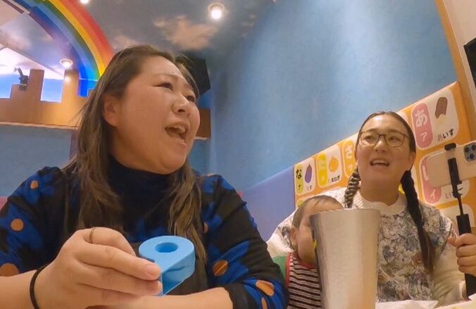 【写真・画像】やしろ優、たんぽぽ白鳥らと子連れで居酒屋ママ会「今日は飲んじゃう」夫の話題でストレス発散も　1枚目