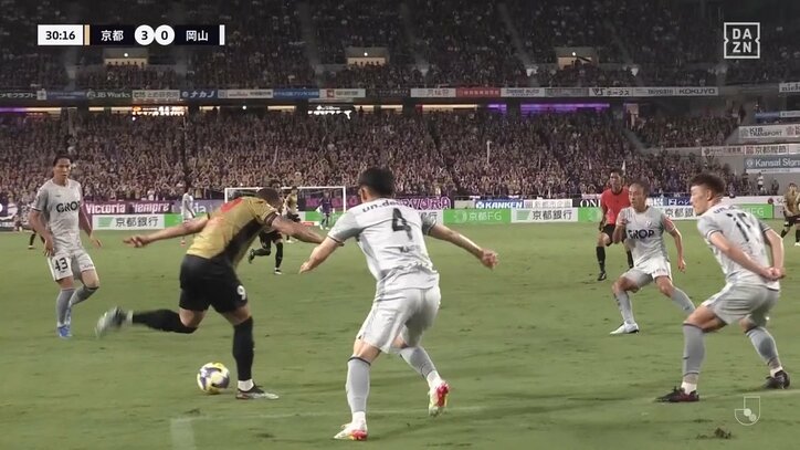 【映像】DF2人を背負いながらの衝撃反転ゴラッソ