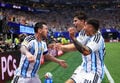【W杯】メッシ、劇的ボレー弾で「揺れています」 83分…絶体絶命を救った一撃でスタジアムに“異変” 現地が伝えた劇的光景