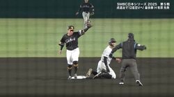 海野バズーカ発動！刺された佐藤輝は“呆然” 日本一の爆肩送球に「これはどストライク」糸井＆西岡、両阪神OBも脱帽