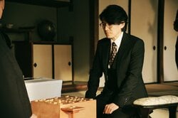 のんを支える“共犯者”藤木直人の過去が明らかに…2人の師弟愛が熱い『ミス・キング』#4