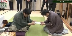 「選択肢の多い局面」糸谷哲郎八段が39手目を封じる 藤井聡太名人との開幕局はほぼ互角のまま2日目へ／将棋・名人戦第1局