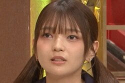 「女子部屋のゴミ箱の食べかけを拾って食べてた」人気芸人の衝撃行動に22歳現役アイドルらドン引き