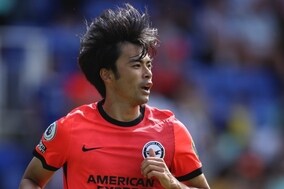 冨安健洋からも“刺激”を受け…三笘薫、定位置確保へ「自分の価値を証明していくしかない」