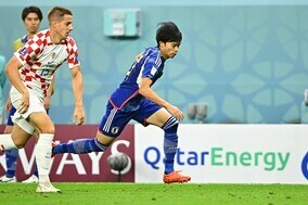 「やっぱり凄い」「夜中に叫んでしまった」圧倒的存在感！三笘薫の長距離ドリブル→強烈ミドルに反響！ 【W杯ラウンド16】