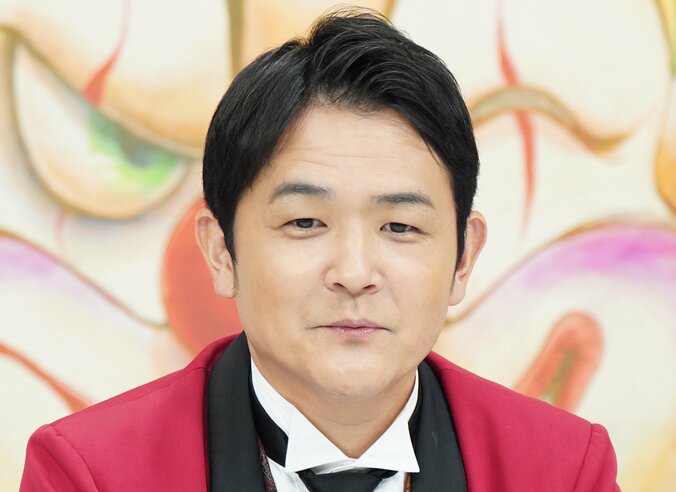 【写真・画像】元チアリーダーの美女、ショートパンツ姿で美しい側転披露「元気もいいし、笑顔も素敵」千鳥ノブ絶賛　1枚目