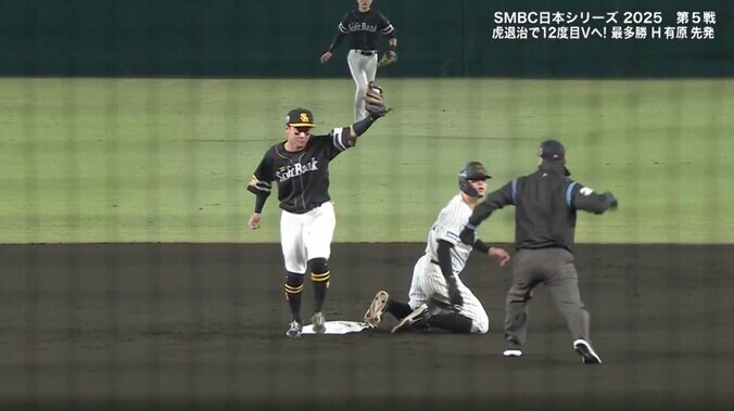 【写真・画像】ソフトバンク、5年ぶり12度目の日本一！ 柳田同点弾、“伏兵”野村が延長11回に決勝弾 熱戦制し4連勝で阪神圧倒、甲子園で歓喜　1枚目