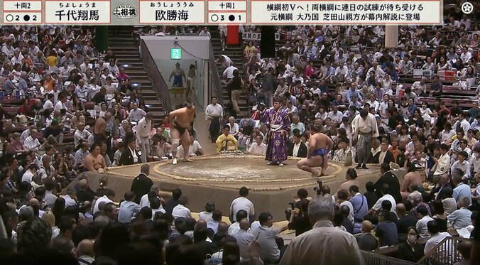 元関脇・北勝力の谷川親方の背後に気になる二人