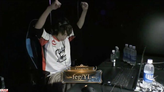 日本eスポーツ界に1億円プレイヤー誕生！　ふぇぐが世界一に／Shadowverse World Grand Prix 2018 3枚目