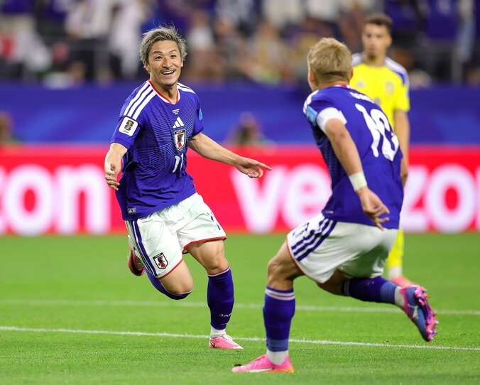 【写真・画像】「最高のチームゴール」日本代表に栄誉！“神連携弾”がW杯最優秀ゴールにノミネート「驚異の抜け出し」海外メディアも絶賛　1枚目